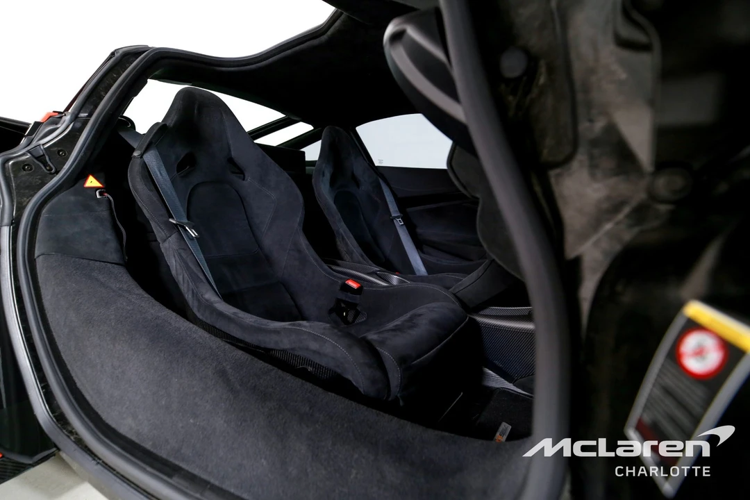 2021 McLaren 765LT - Image 18 of 21