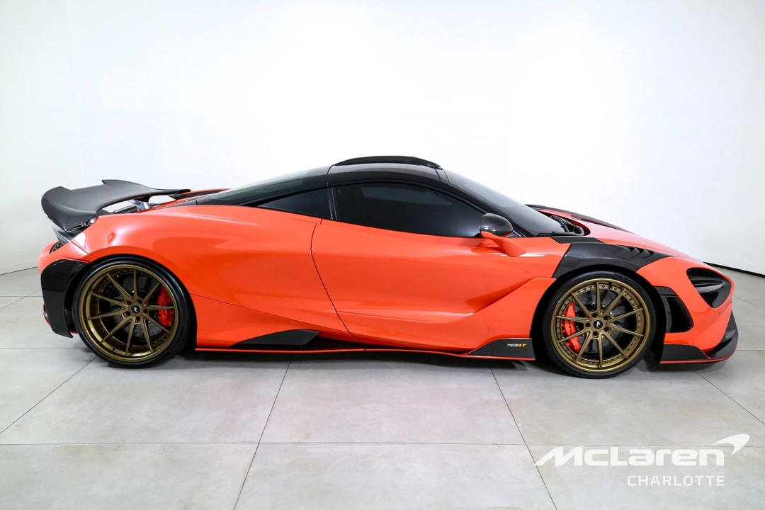 2021 McLaren 765LT - Image 10 of 12