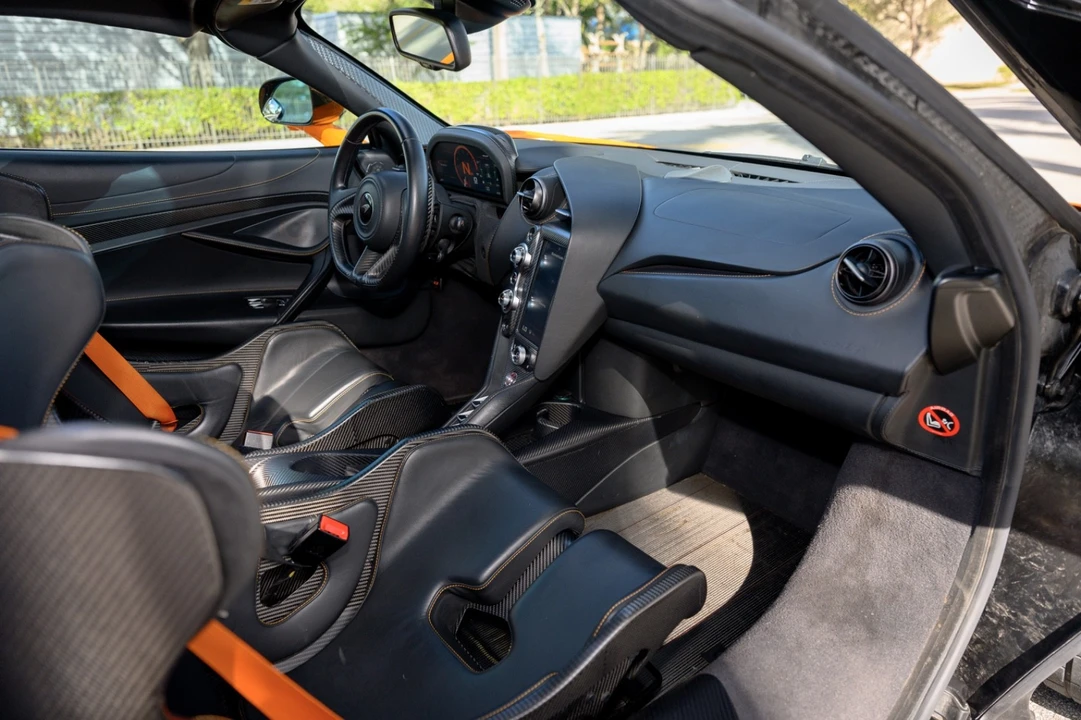 2021 McLaren 765LT - Image 19 of 20