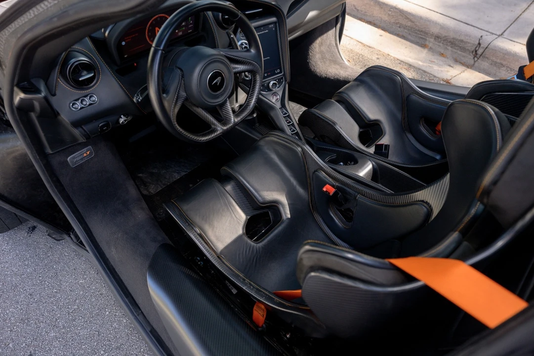 2021 McLaren 765LT - Image 18 of 20