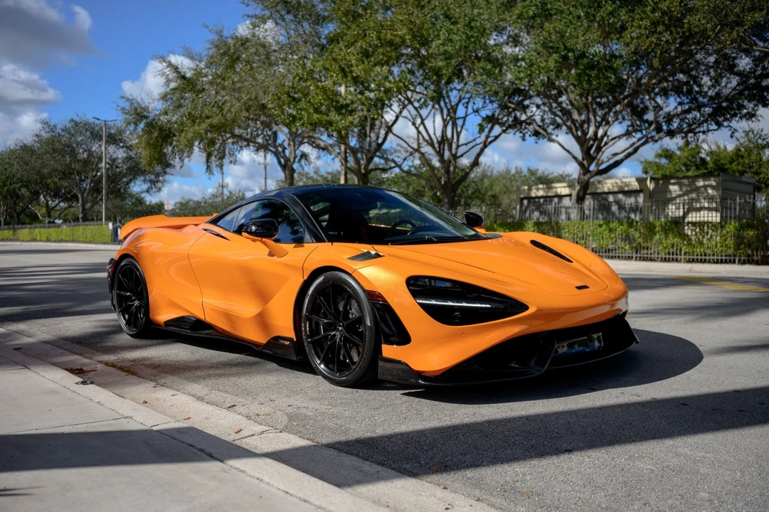 2021 McLaren 765LT - Image 8 of 20