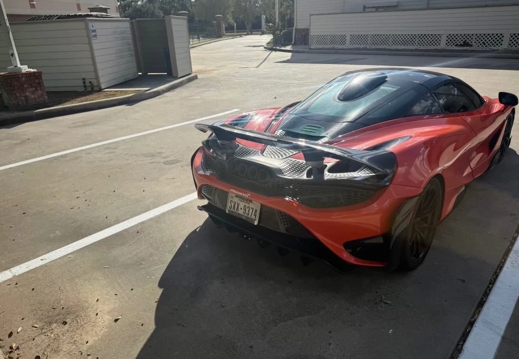 2021 McLaren 765LT - Image 7 of 12