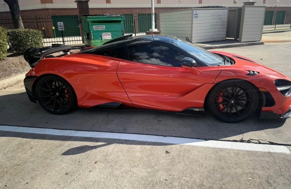 2021 McLaren 765LT - Image 2 of 12