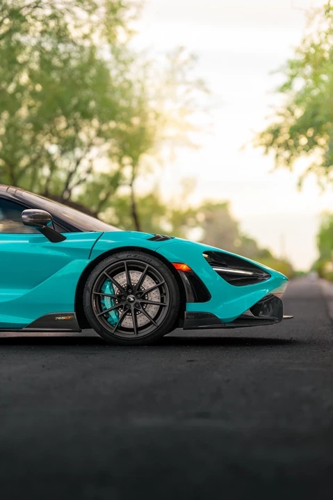 2021 McLaren 765LT - Image 17 of 21