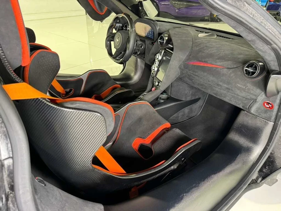 2021 McLaren 765LT - Image 20 of 21