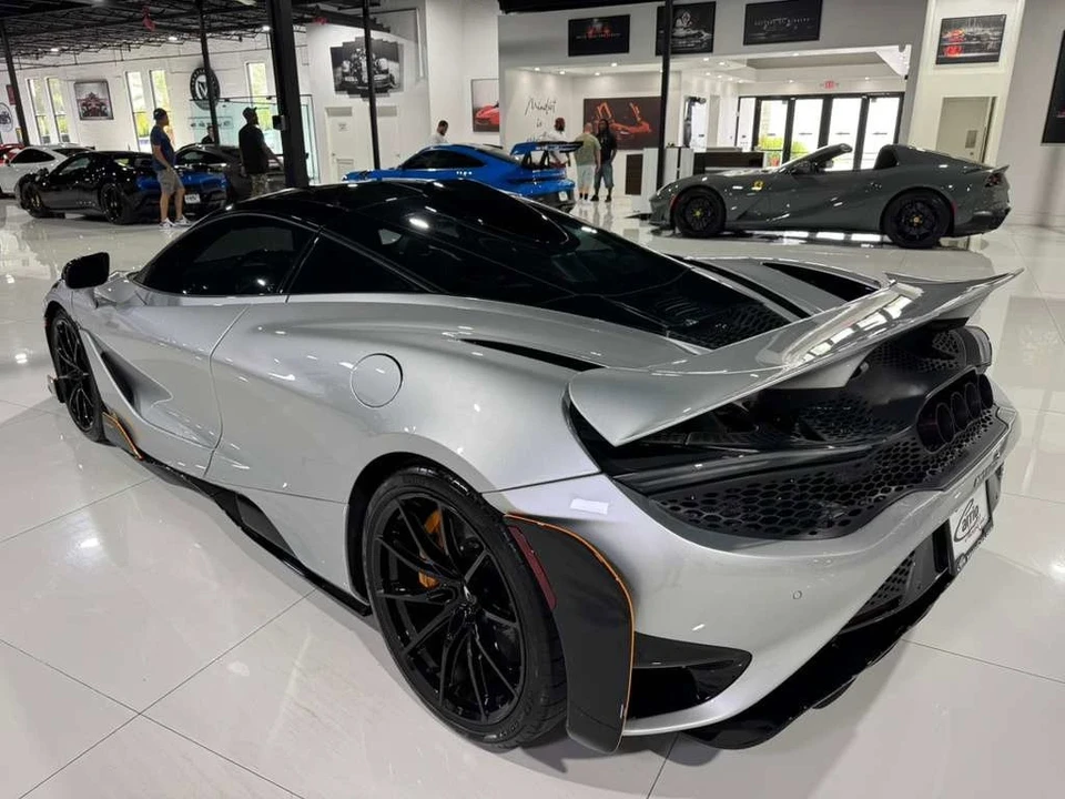2021 McLaren 765LT - Image 5 of 12