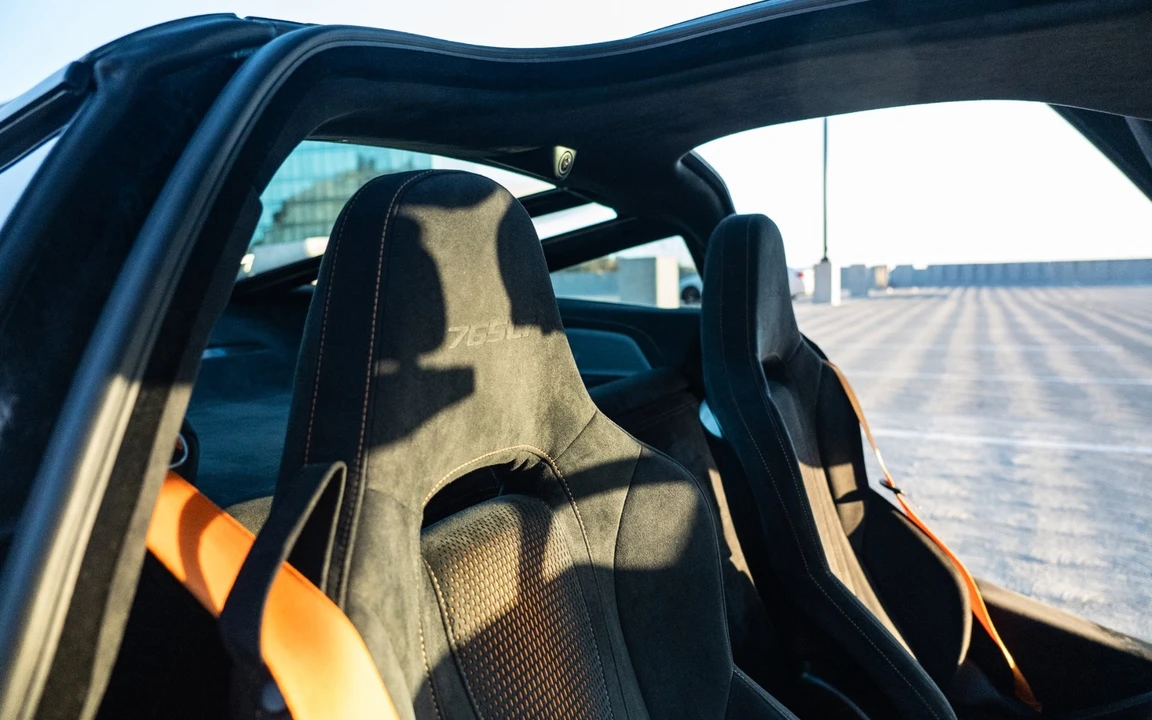 2021 McLaren 675LT - Image 4 of 31