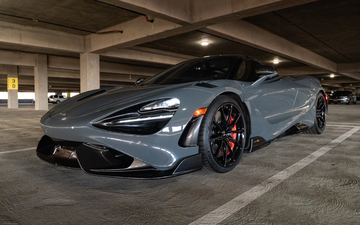 2021 McLaren 675LT - Image 11 of 31