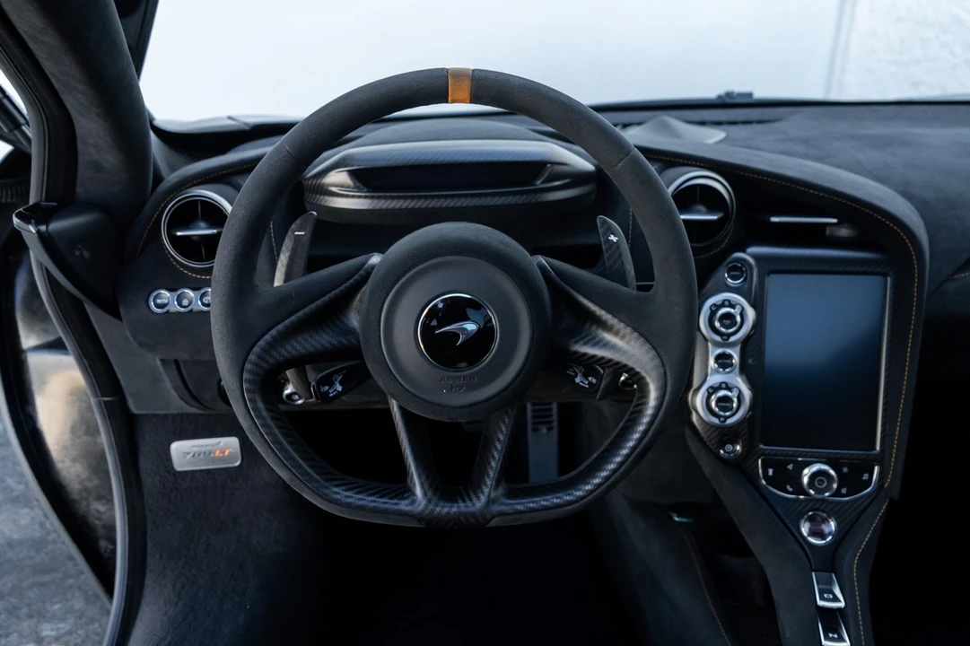 2021 McLaren 675LT - Image 10 of 12