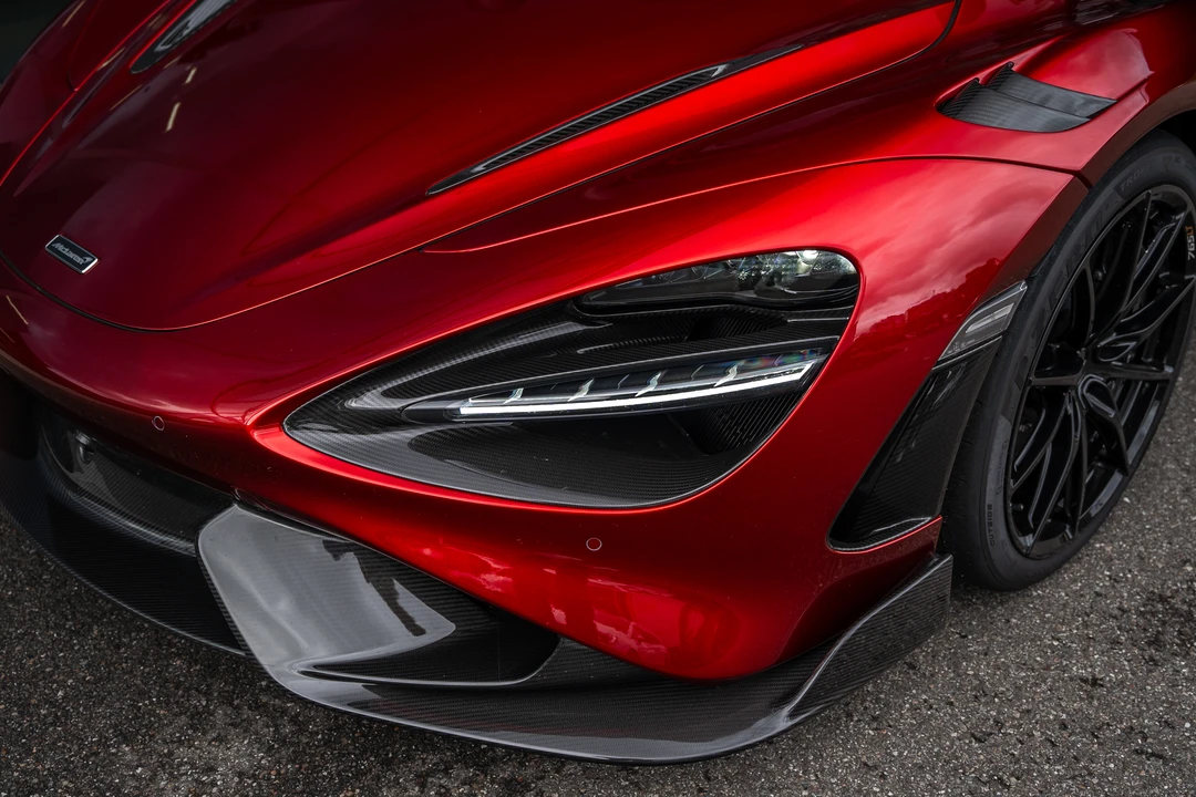 2021 McLaren 765LT - Image 19 of 31