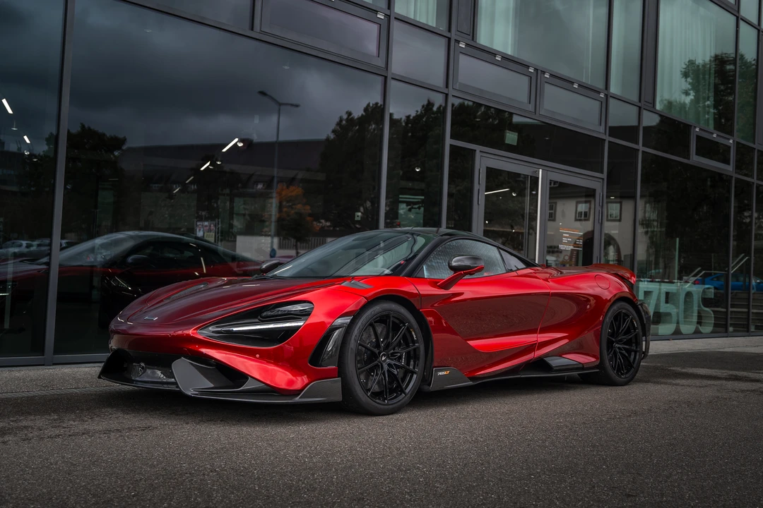 2021 McLaren 765LT - Image 9 of 31