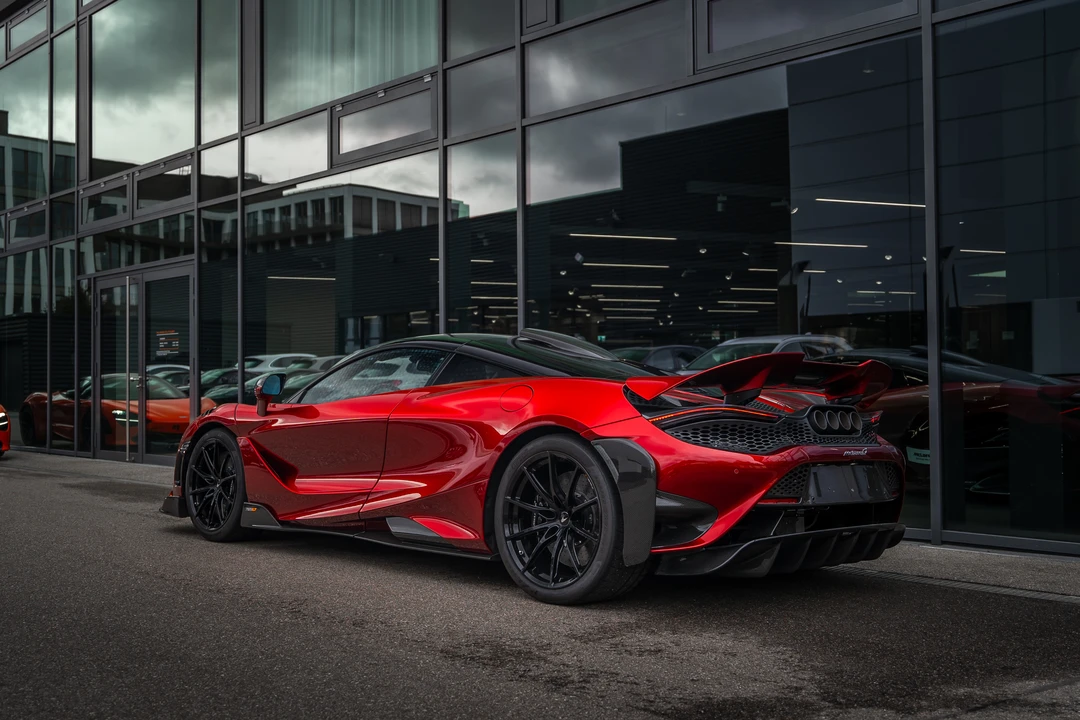 2021 McLaren 765LT - Image 7 of 31
