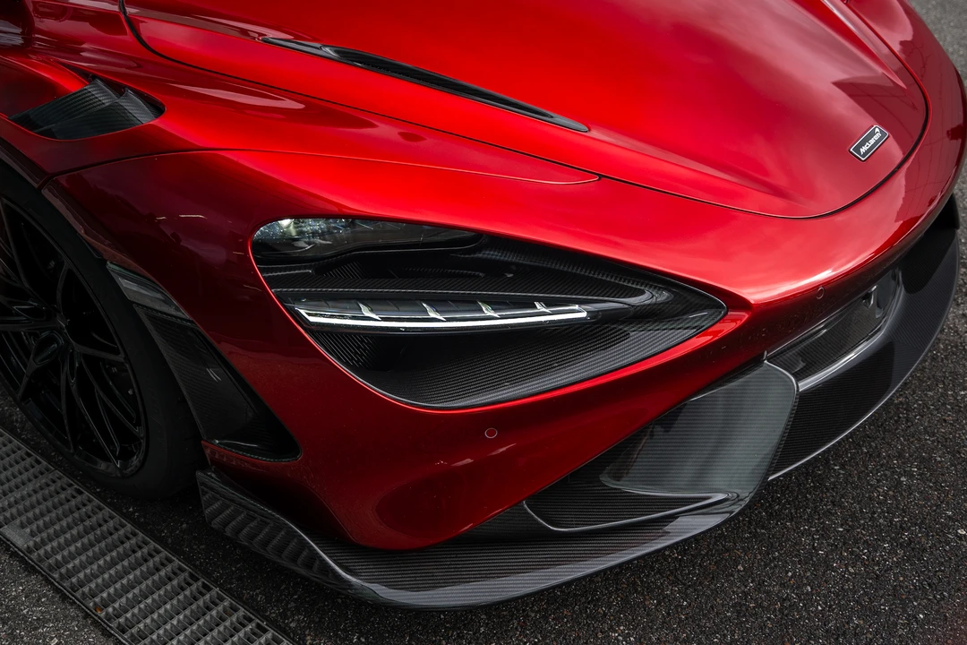 2021 McLaren 765LT - Image 22 of 31