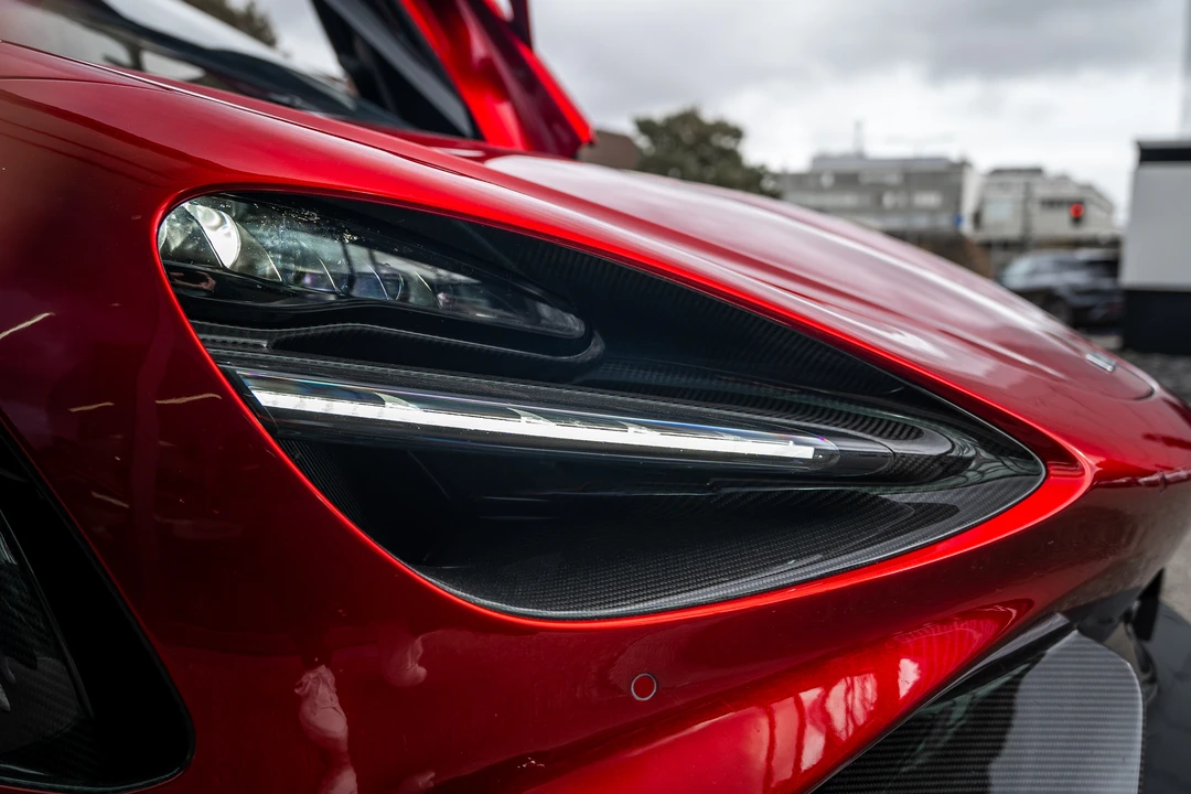 2021 McLaren 765LT - Image 18 of 31