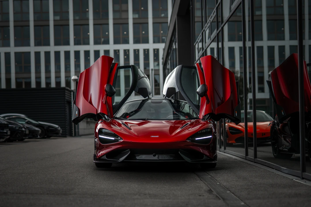 2021 McLaren 765LT - Image 14 of 31