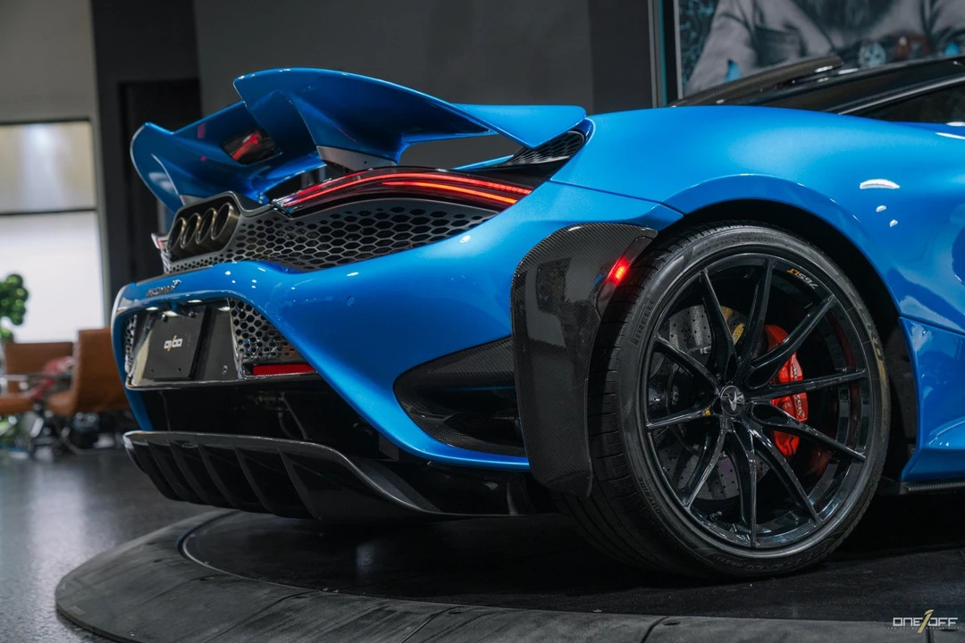 2021 McLaren 765LT - Image 9 of 12
