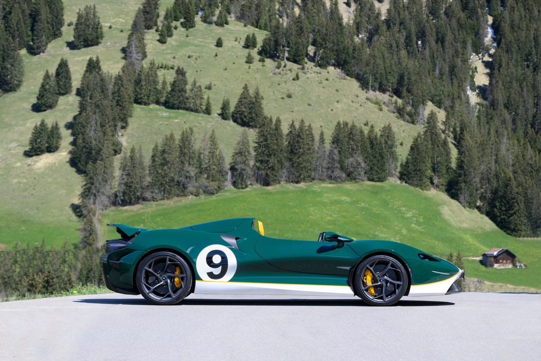 2021 McLaren Elva - Image 15 of 31