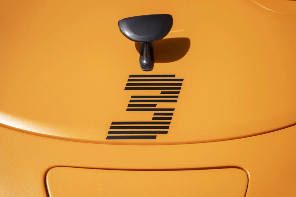 2021 McLaren Elva - Image 24 of 31
