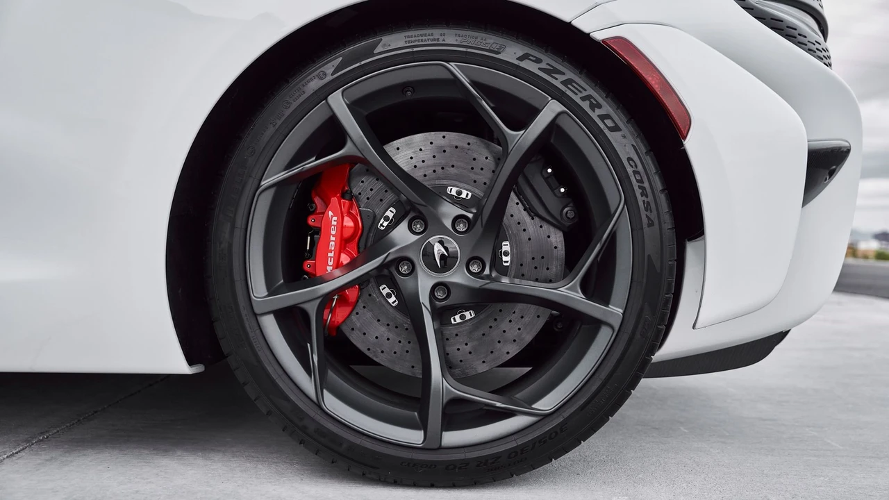 2021 McLaren Elva - Image 29 of 31