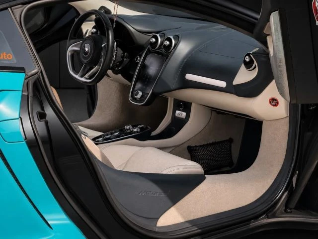 2021 McLaren GT - Image 15 of 19