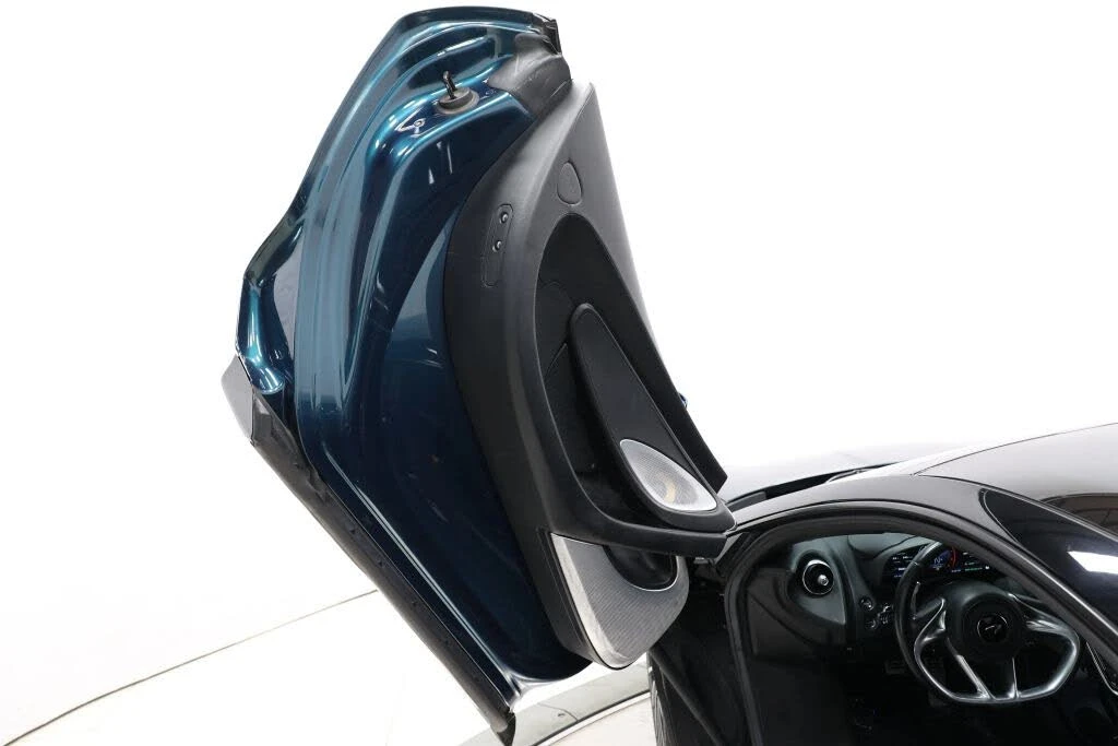 2021 McLaren GT - Image 13 of 31