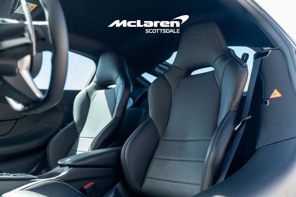 2021 McLaren GT - Image 11 of 31