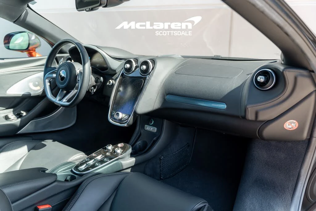 2021 McLaren GT - Image 17 of 31
