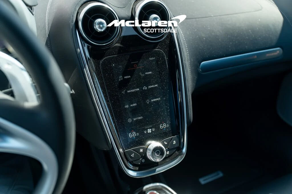 2021 McLaren GT - Image 15 of 31