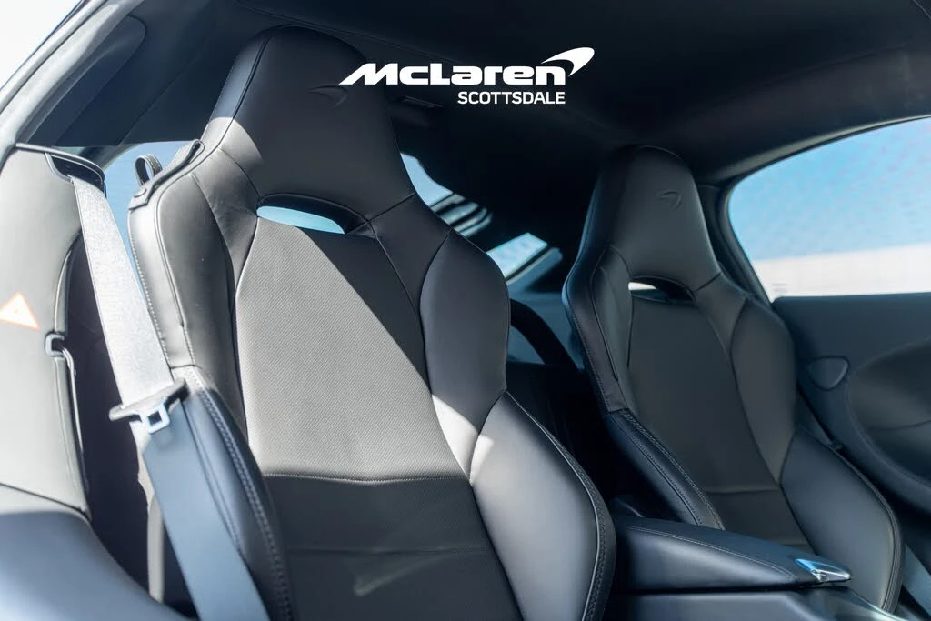 2021 McLaren GT - Image 12 of 31