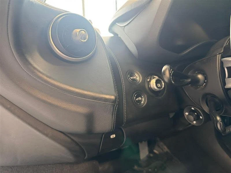 2021 McLaren GT - Image 15 of 31
