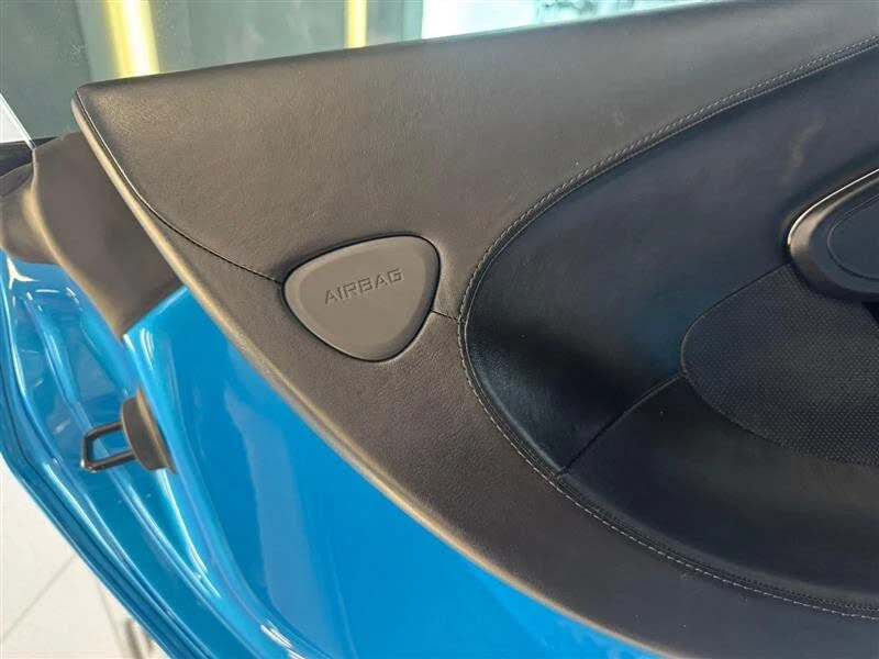 2021 McLaren GT - Image 28 of 31