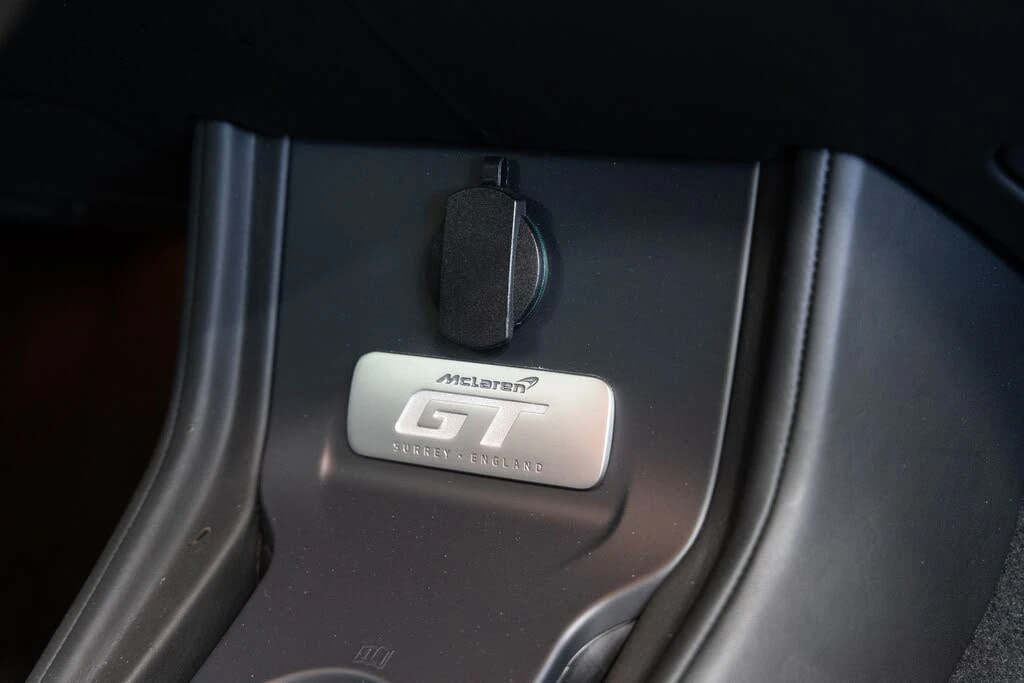 2021 McLaren GT - Image 17 of 25