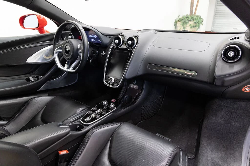 2021 McLaren GT - Image 14 of 25