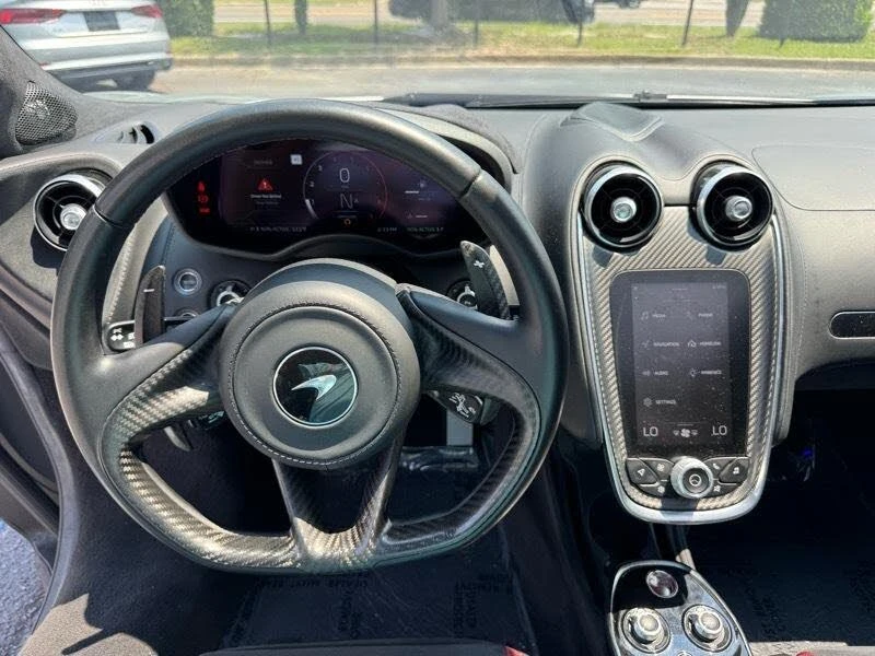 2021 McLaren GT - Image 24 of 31