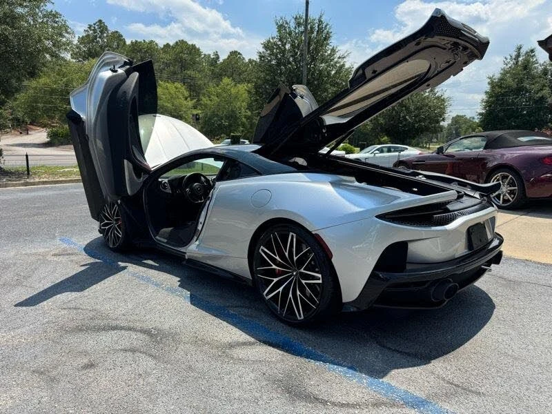 2021 McLaren GT - Image 13 of 31