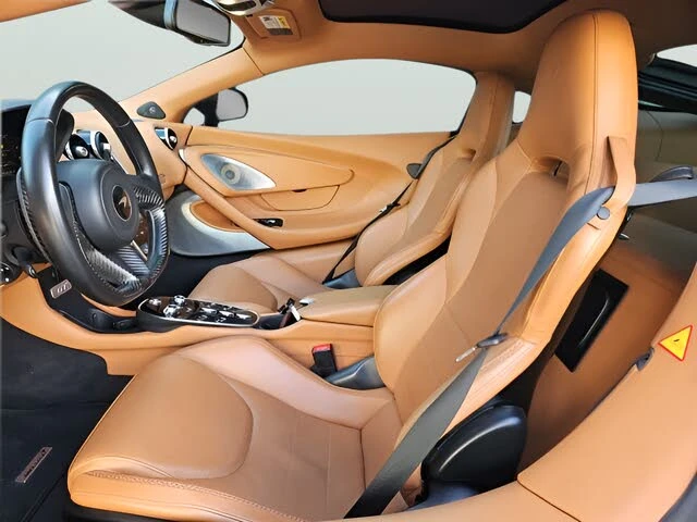 2021 McLaren GT - Image 17 of 25