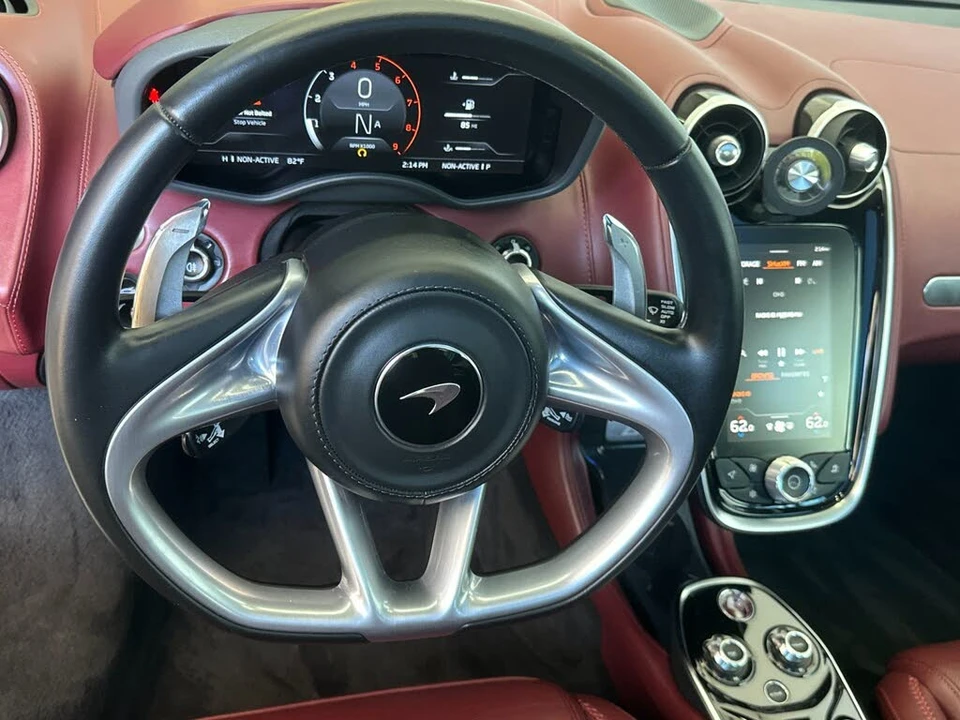 2021 McLaren GT - Image 13 of 31