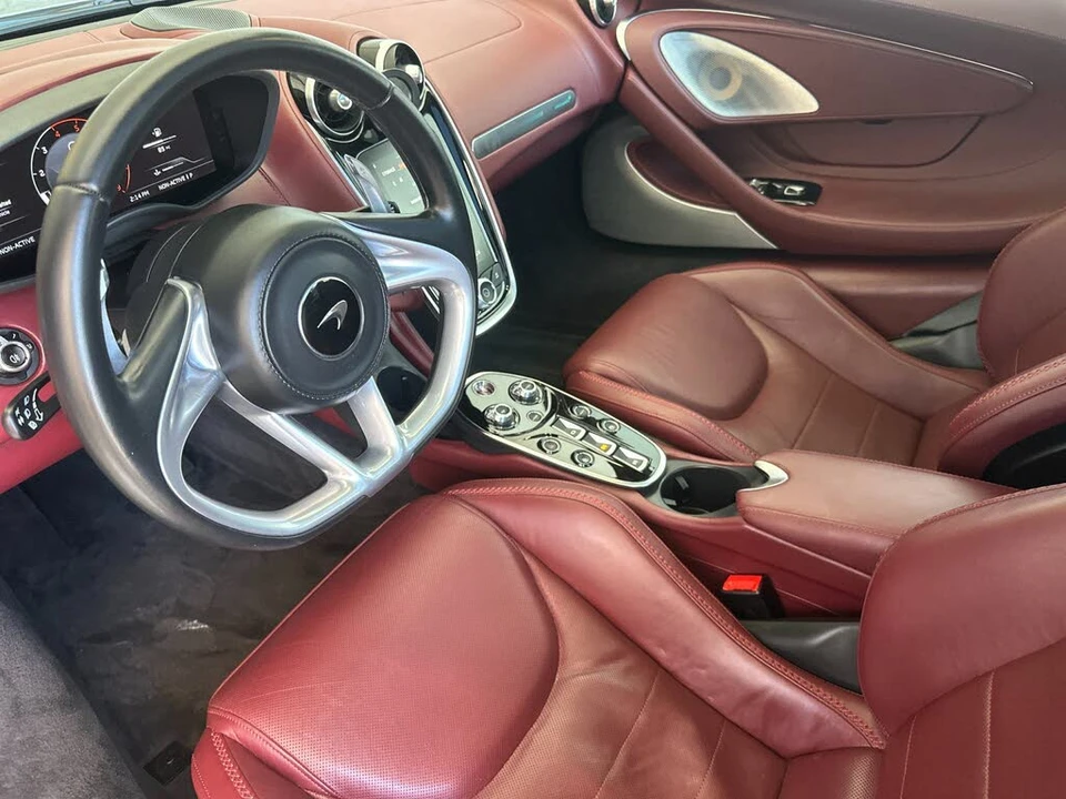 2021 McLaren GT - Image 10 of 31
