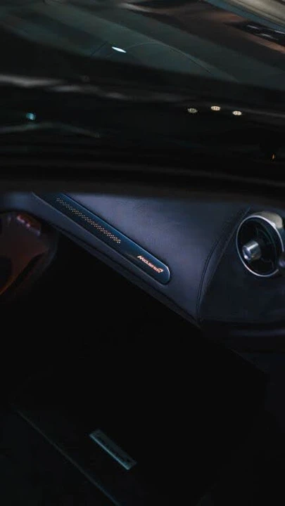 2021 McLaren GT - Image 21 of 28