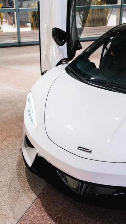 2021 McLaren GT - Image 7 of 28