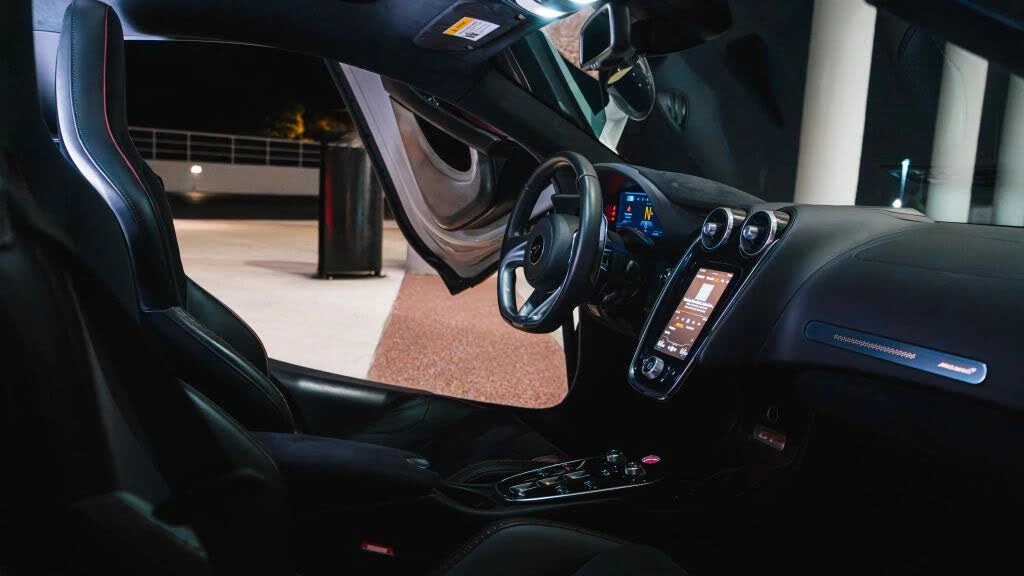 2021 McLaren GT - Image 20 of 28