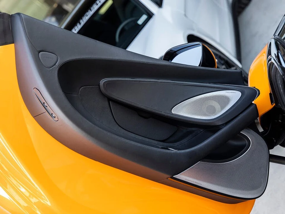 2021 McLaren GT - Image 24 of 31