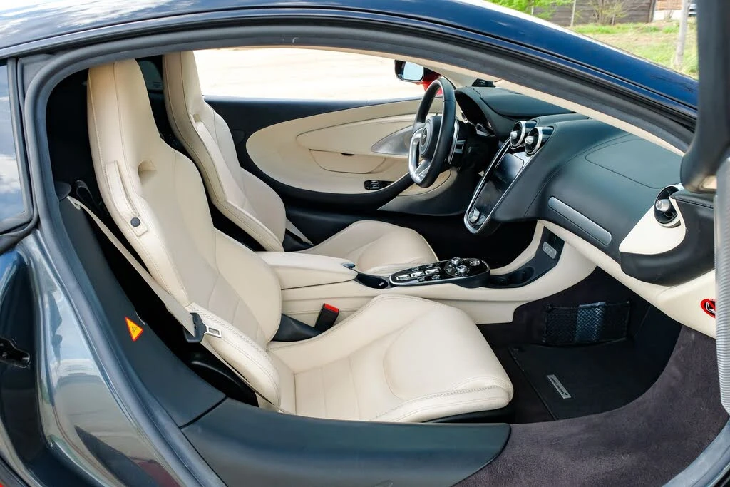2021 McLaren GT - Image 27 of 31