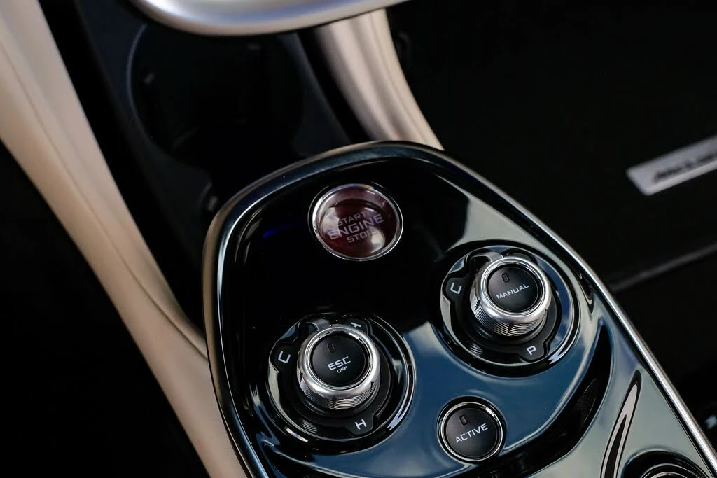 2021 McLaren GT - Image 15 of 31