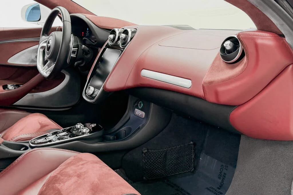 2021 McLaren GT - Image 14 of 31