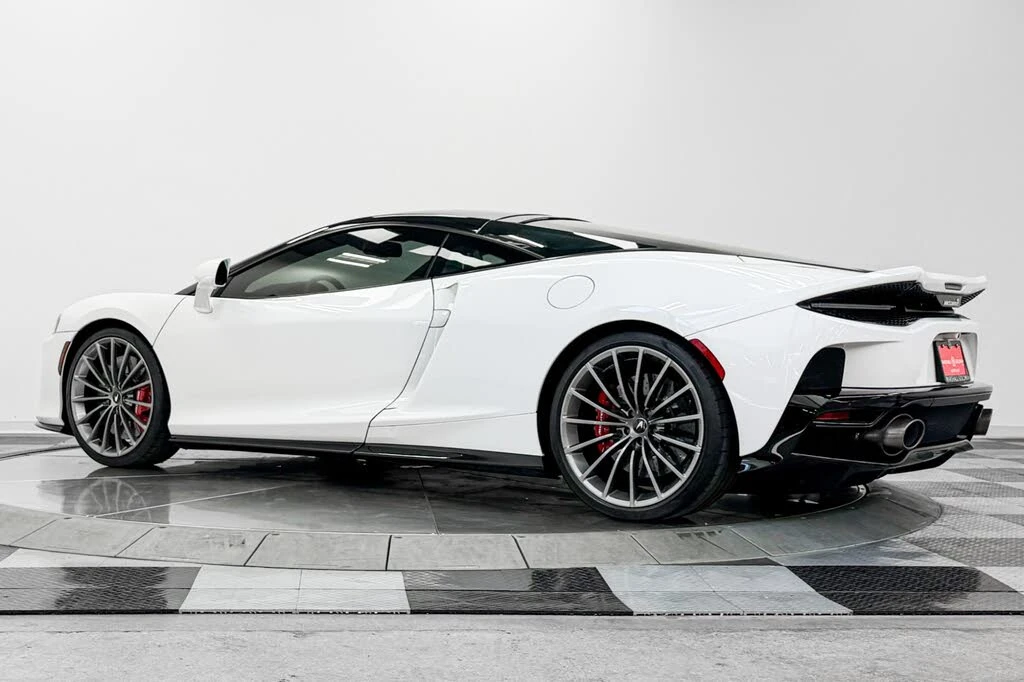 2021 McLaren GT - Image 9 of 31