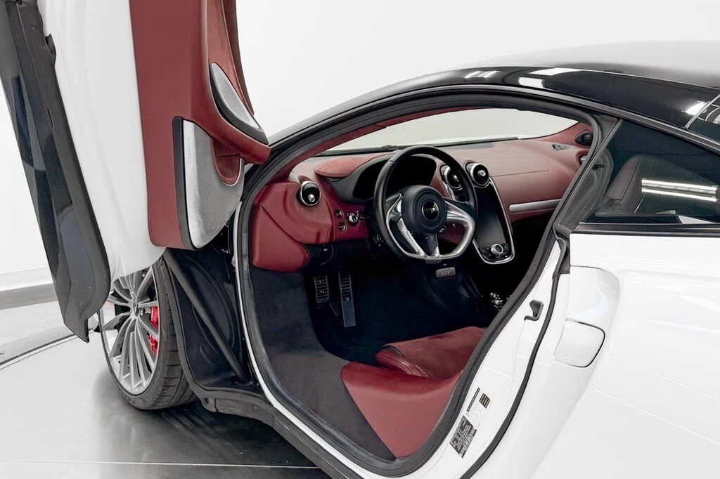 2021 McLaren GT - Image 22 of 31