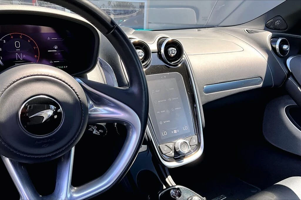 2021 McLaren GT - Image 6 of 31