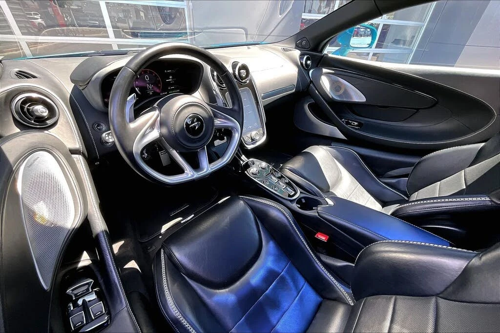 2021 McLaren GT - Image 14 of 31