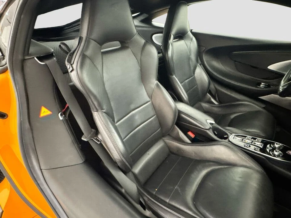 2021 McLaren GT - Image 28 of 31